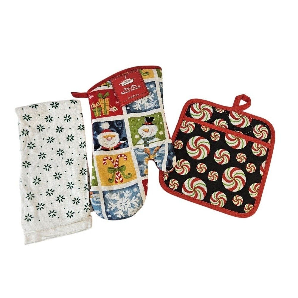 Lot Of 3 Christmas Kitchen Decor Items Oven Mitts & Hand Towel Colorful 1 NWT
